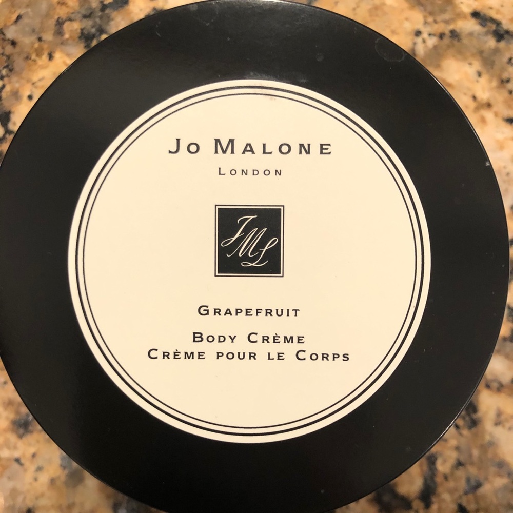 Jo Malone “grapefruit” body creme 5.9oz